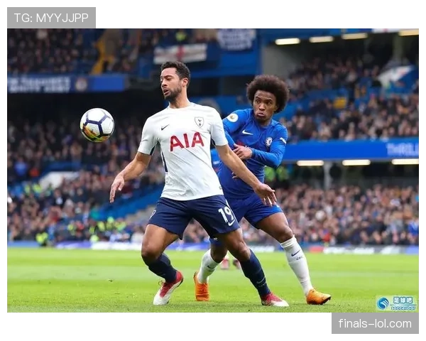 利物浦变阵442菱形中场，斯洛特战术调整应对热刺密集防守