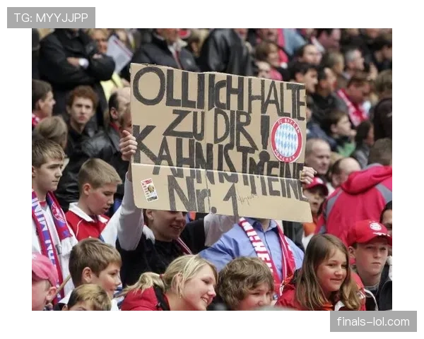 德甲推广活动走进校园,年轻球迷群体持续扩大 德甲推广活动走进校园,年轻球迷群体持续扩大