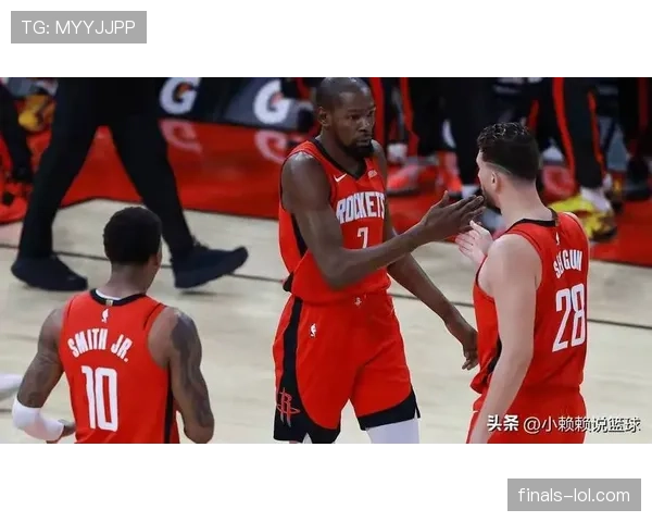 杜兰特首节独砍14分,助火箭领先独行侠 杜兰特首节独砍14分,助火箭领先独行侠